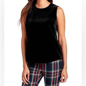black velvet sleeveless top size Small vineyard vines